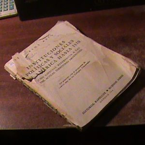 Instituciones Politicas Y Sociales De America Hasta 1810