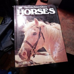 Horses: Color Nature Library By Jane Burton (estantes