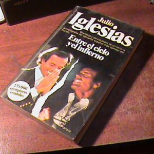 Julio Iglesias - Entre El Cielo Y El Infierno (art 7003