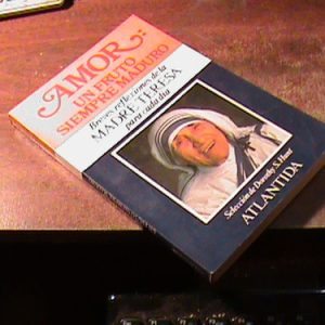 Amor Un Fruto Siempre Maduro De La Madre Teresa (art 13236