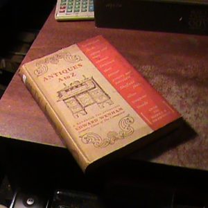 Antiques A To Z Edward Wenham (k487