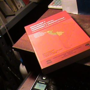 Educacion Y Desarrollo Local: Tensiones Y Perspectivas (h268