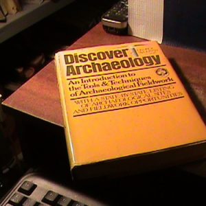 Discover Archaeology George Sullivan (h1255