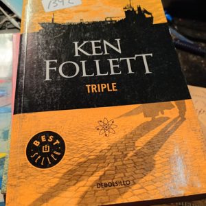 Ken Follett  Triple