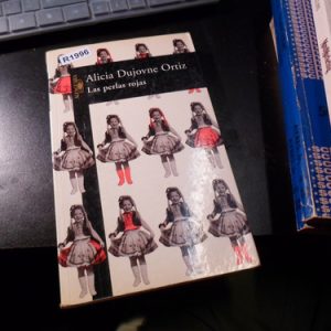 Las Perlas Rojas - Alicia Dujovne Ortiz (r1996