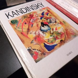 Kandinsky Estant