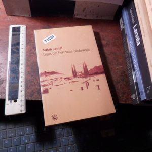 Lejos Del Horizonte Perfumado, De Salah Jamal T 3581