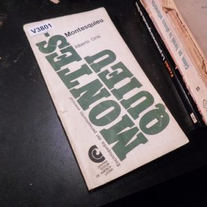 Montesquieu - Alberto Ciria V3801