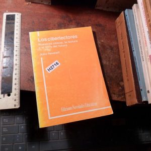 Los Ciberlectores. Julio Neveleff  /h2716