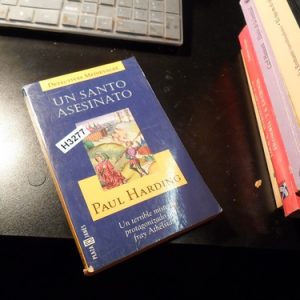 Un Santo Asesinato - Paul Harding H3277