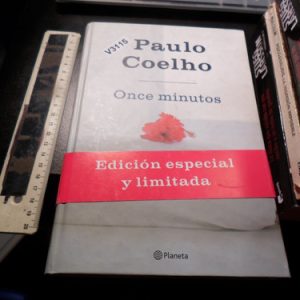 Once Minutos - Coelho V3115